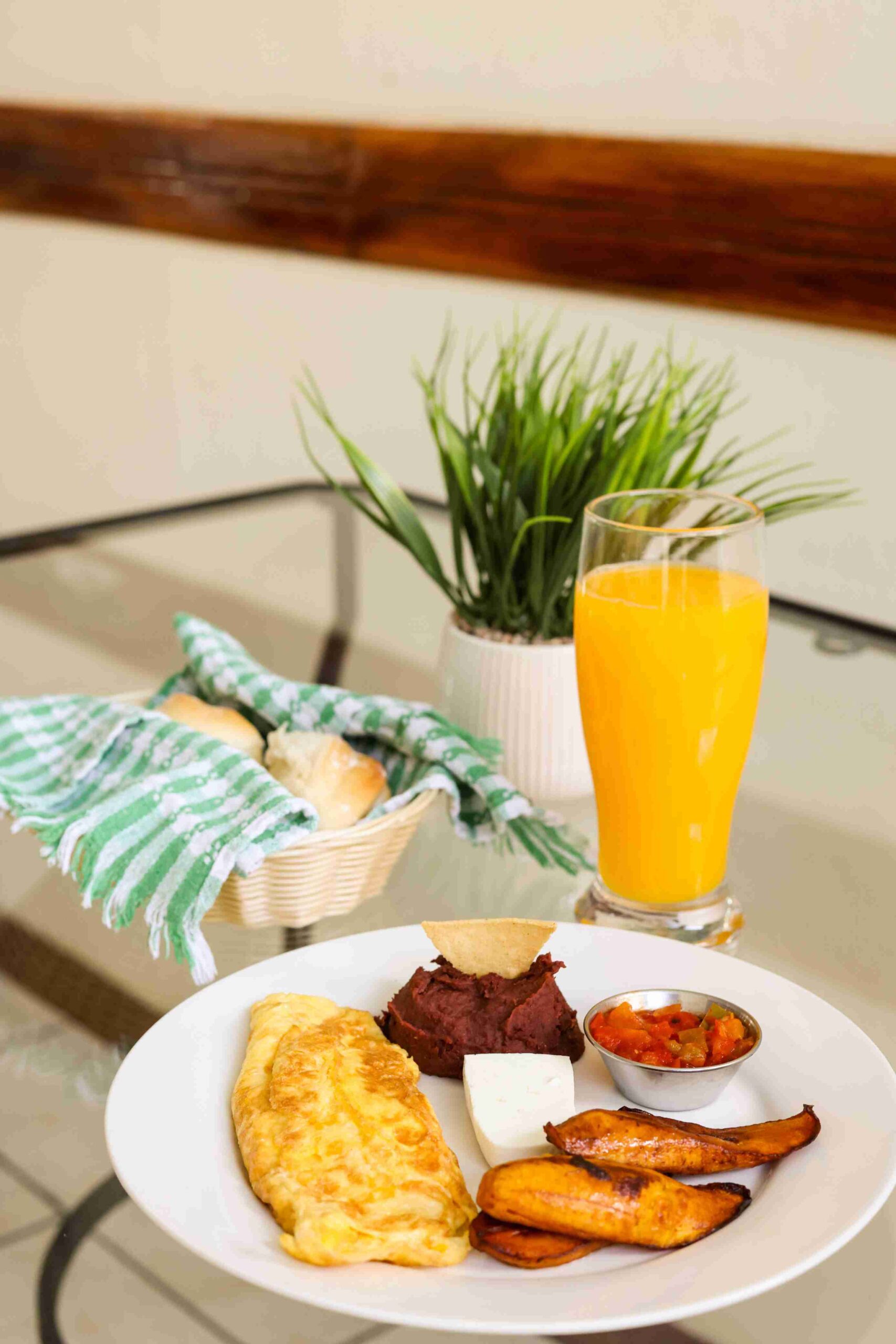 desayuno hotel suenos 2 scaled